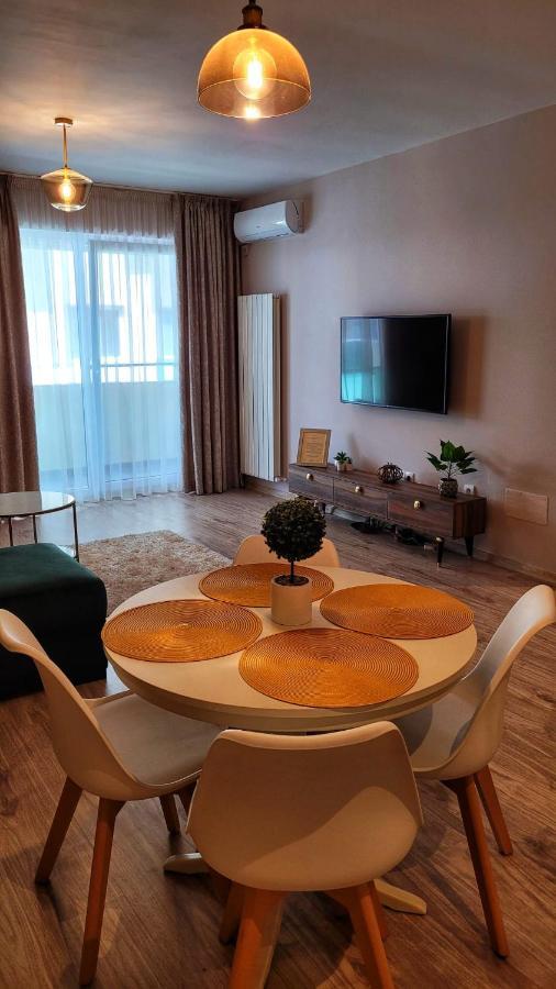 Vega Apartment By Moonlight Mamaia Exterior photo